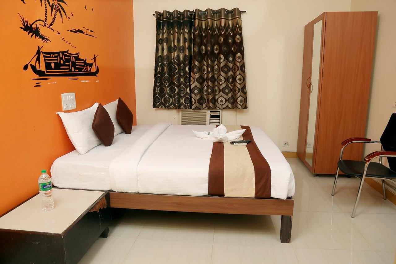 Rich Inn Suites - Next To Accord Metropolitian. Chennai Exterior photo